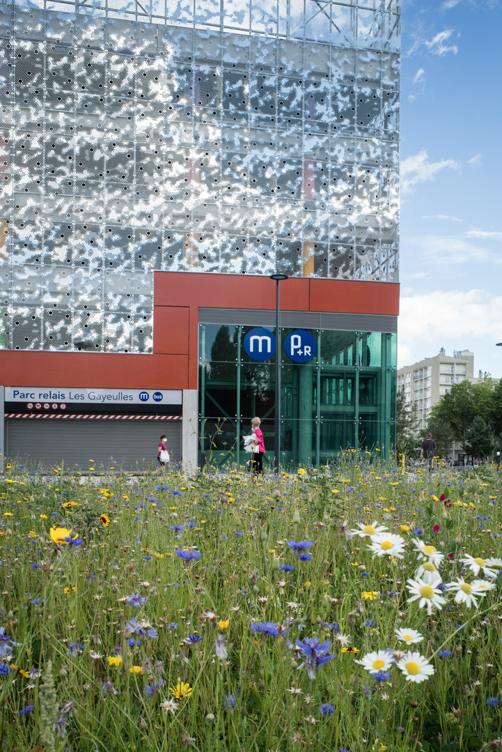 Photo de la station Metro Maurepas Les Gayeulles